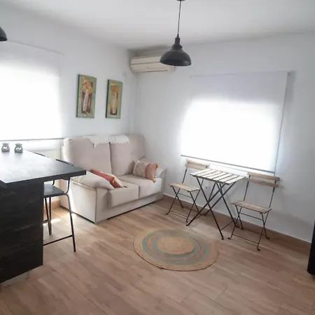 Apartment Minicasa Luna 1 *